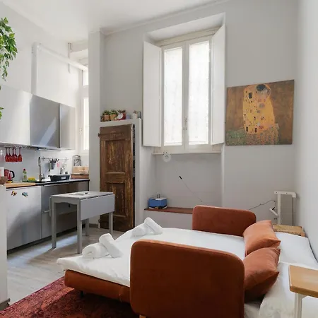 Isola - Garibaldi - Ampio Bilocale Moderno Apartment
